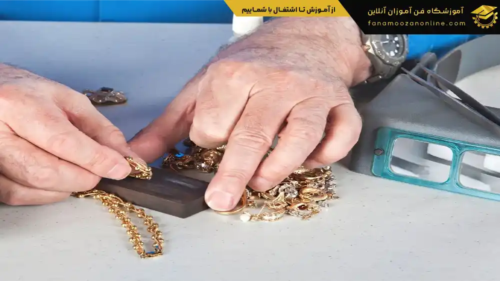 چطور عیار طلا را تشخیص دهیم؟